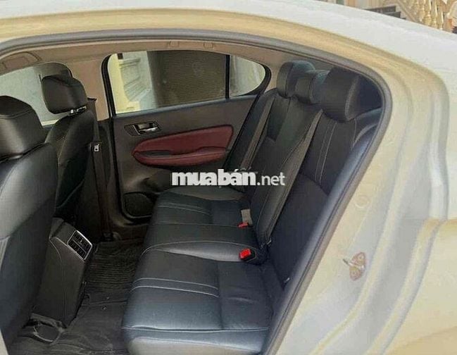 Honda City 2024 L 1.5 AT - 27000 km