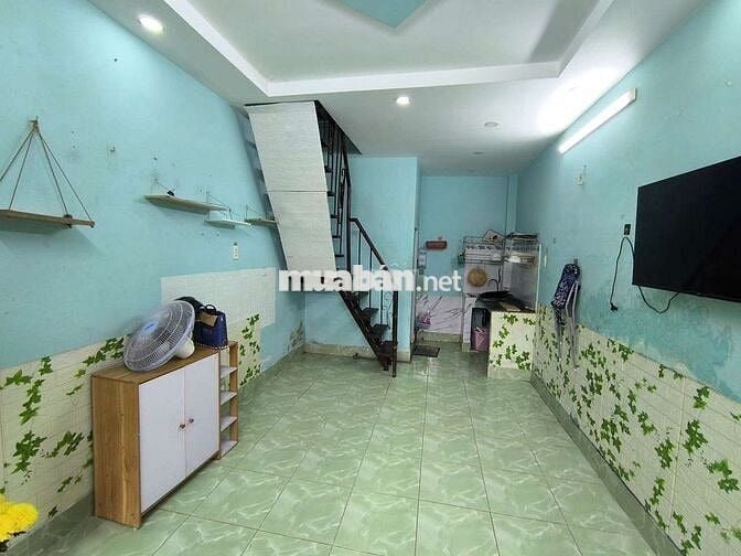 Cho thuê nhà chỉ 5tr tháng nguyên căn gần chợ Thủ Đức