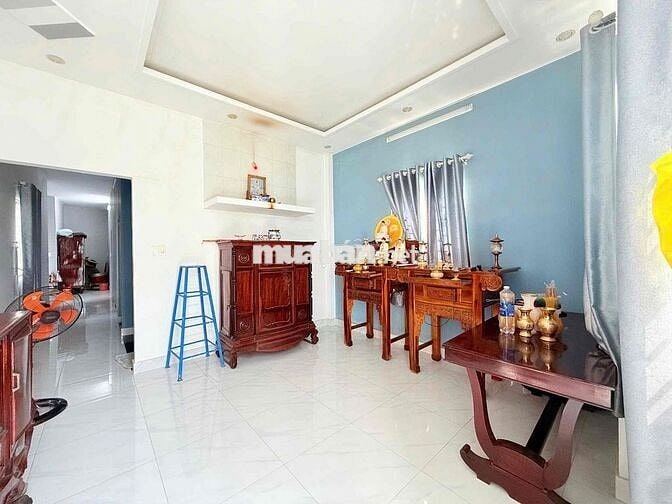 Nhà đẹp giá mềm ngay trung tâm Trấn Biên!