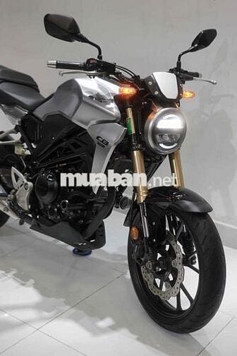 Honda CB300R Bạc 10000 km