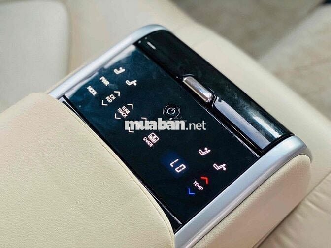 Camry 2022 2.0Q Biển SG 1 Chủ Odo 19.000km Cực Đẹp