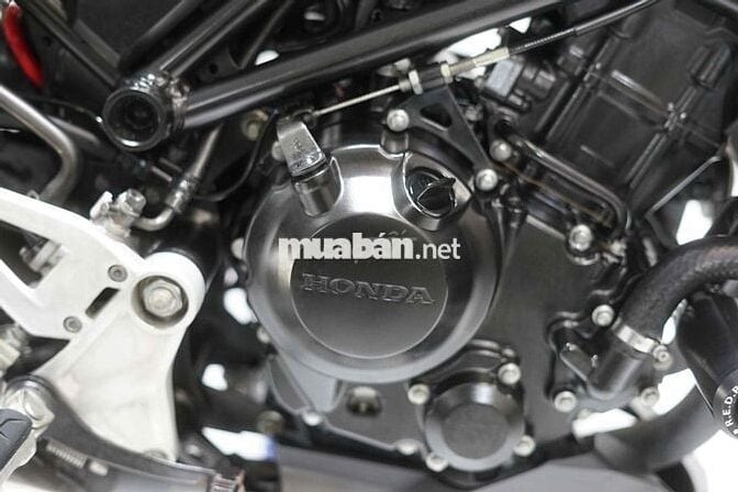 Honda CB300R Bạc 10000 km