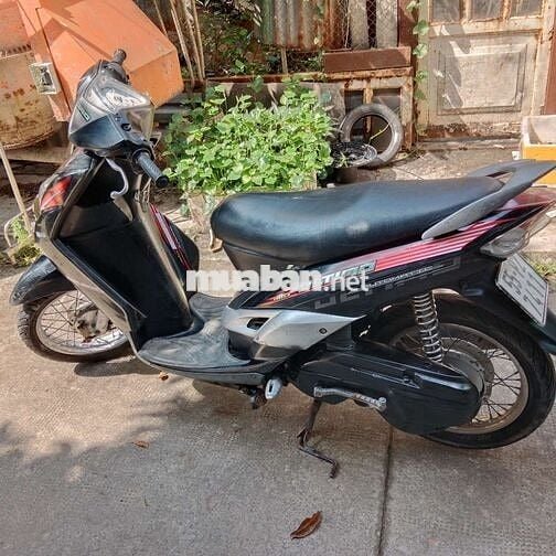 Yamaha Ultimo Đen Tự động