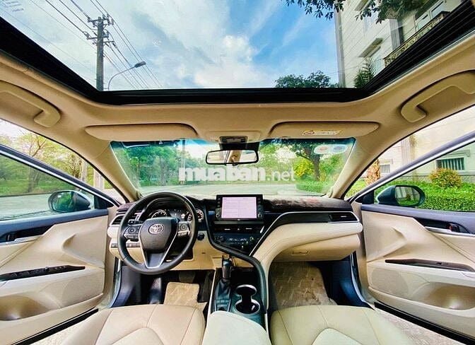 Camry 2022 2.0Q Biển SG 1 Chủ Odo 19.000km Cực Đẹp