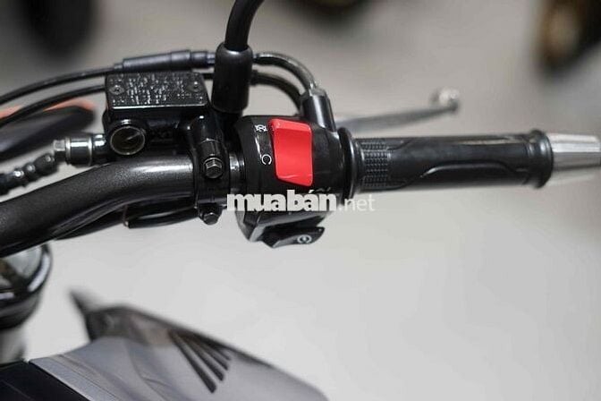 Honda CB300R Bạc 10000 km