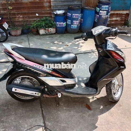Yamaha Ultimo Đen Tự động