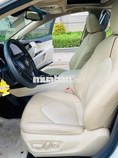 Camry 2022 2.0Q Biển SG 1 Chủ Odo 19.000km Cực Đẹp