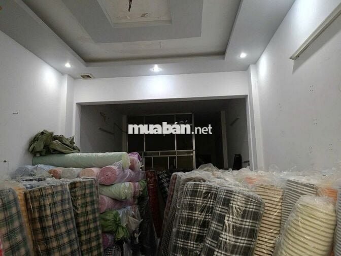 Tân Phú -Lê Thúc Hoạch ,gần trường THPT Trần Phú,nhà cũ tiện xây mới