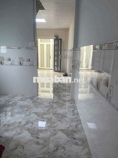 Cho thuê nhà đường Phạm Hùng C13 DT.3m5×10m } 1 Lầu 1 Phòng 1 toilet.