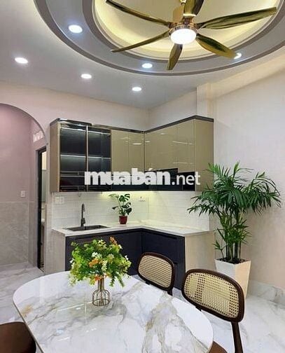 CHÍNH CHỦ BÁN NHÀ LẠC LONG QUÂN P5 Q11 HXH 4 X 10 FULL NT 4.98 T TL