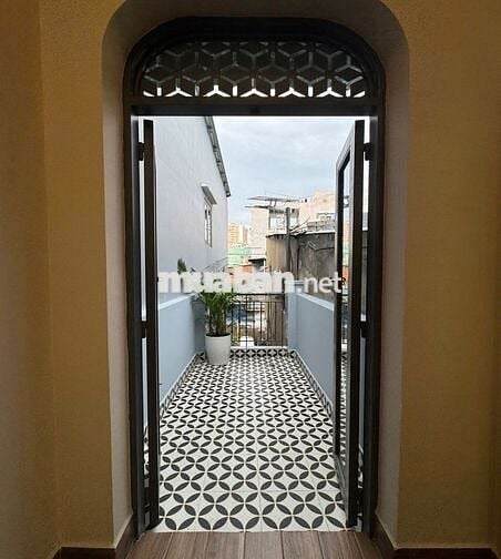 CHÍNH CHỦ BÁN NHÀ LẠC LONG QUÂN P5 Q11 HXH 4 X 10 FULL NT 4.98 T TL