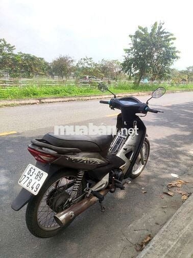 Kẹt tiền trọ ra đi xe wave tàu