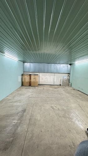 Cho thuê MTKD Luỹ Bán Bích, 4x11m, cấp 4 Có lửng, Giá 15 triệu ko TL