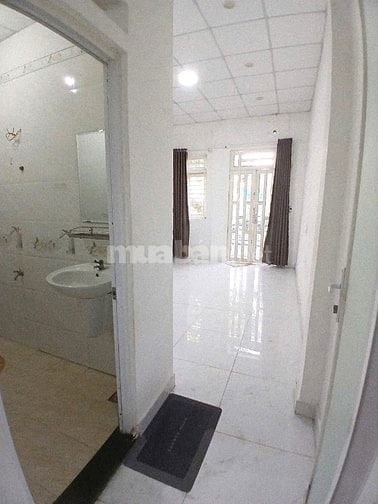 Cần bán nhà khu gò xoài hẻm 7m xe hơi