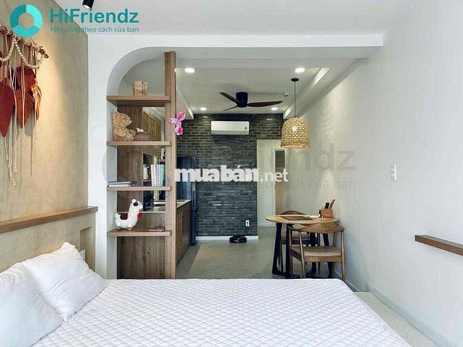 Cho thuê căn hộ 1 phòng ngủ thiết kế hiện đại ngay trung tâm quận 10