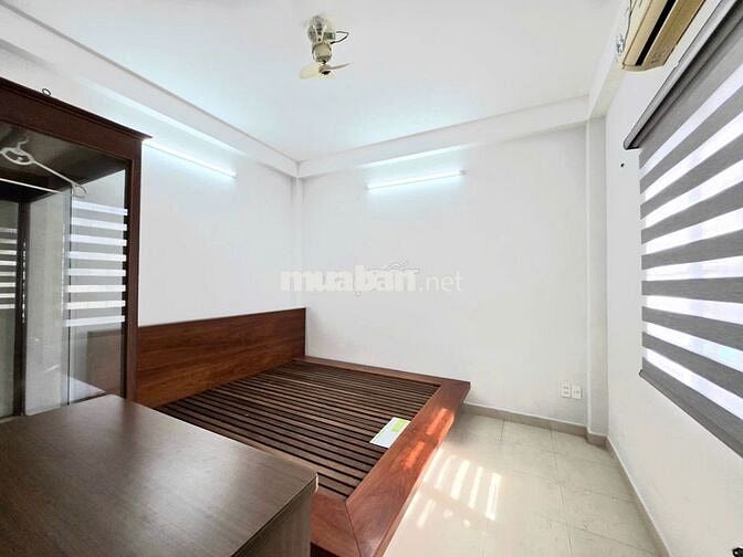 Cho thuê nhà nguyên căn 2 mặt tiền 3 lầu 4PN, hẻm xe hơi 623/43A CMT8