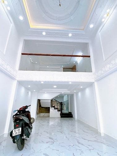 NHÀ 3,5LẦU MT ĐƯỜNG TRẦN HƯNG ĐẠO , PTT , QUẬN TÂN PHÚ