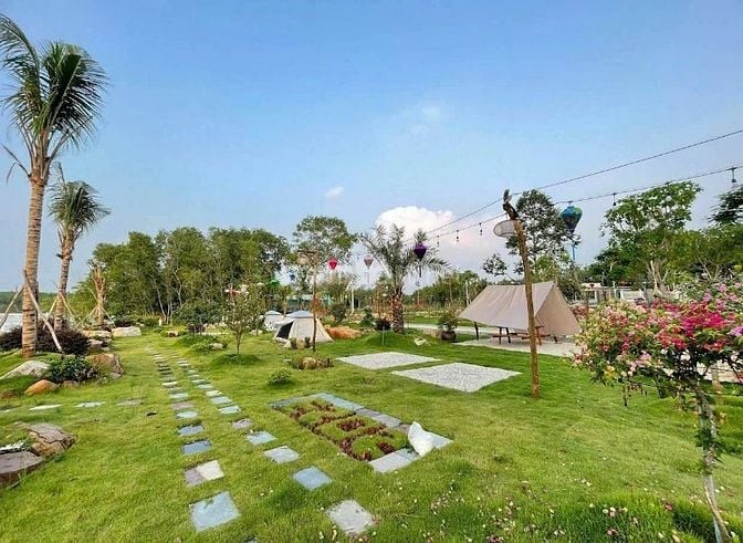 CƠ HỘI HIẾM  SỞ HỮU LÔ ĐẤT VIEW HỒ NGAY TRUNG TÂM TP.HCM 