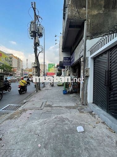 Cho thuê nhà mặt tiền Đường 3/2, P.6, Q.10 vị trí vàng ngay trung tâm