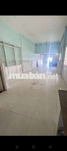 Cho thuê nhà nguyên căn 4x20 trệt lầu 3pn ( mặc tiền đường Trần Tấn )