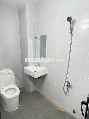 Cho thuê nhà mặt tiền Đường 3/2, P.6, Q.10 vị trí vàng ngay trung tâm