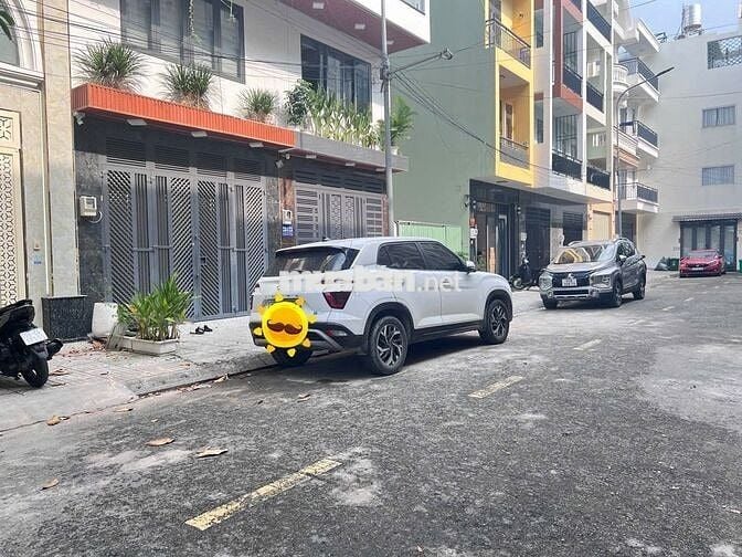 Nhà 1 trệt 2 lầu + lửng đường Lê Văn Khương, gần Metro Quận 12