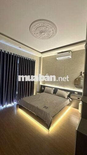 Nhà 1 trệt 2 lầu + lửng đường Lê Văn Khương, gần Metro Quận 12