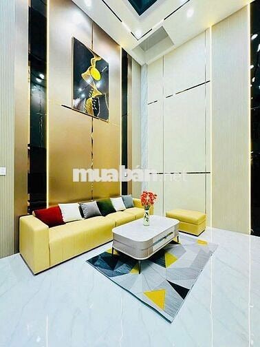 Cho thuê nhà 212D Nguyễn Văn Nguyễn, Phường Tân Định, Quận 1.