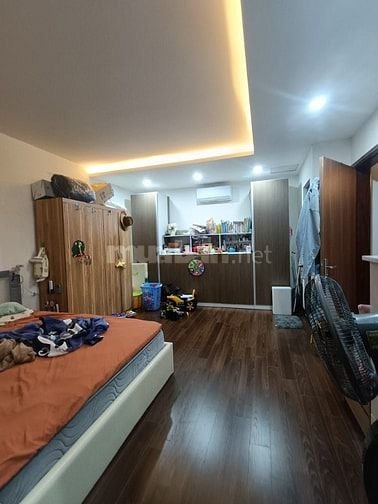 Bán nhà Nguyễn Khuyến 45m2, ô tô tránh, phân lô, nhà mới. 15,9 tỷ