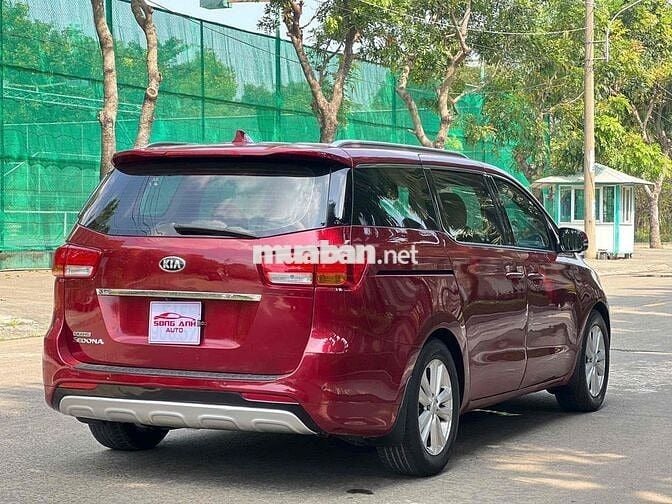 Kia Sedona 2016 3.3L GATH - 80000 km