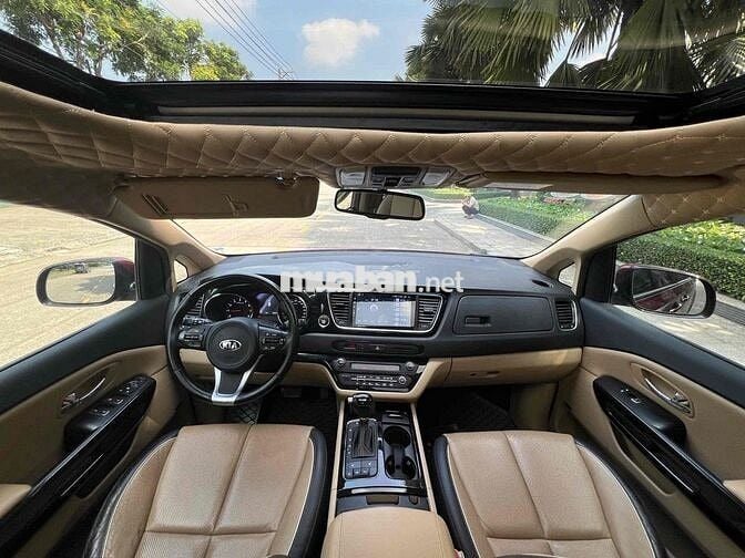 Kia Sedona 2016 3.3L GATH - 80000 km