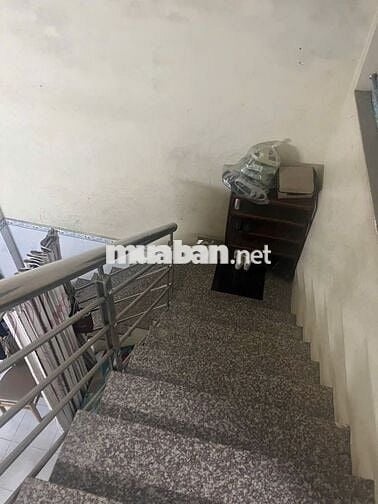 Nhà đẹp DT 4,3m*17m, đúc lửng, gần trường THPT Bà Điểm, chợ đầu mối HM