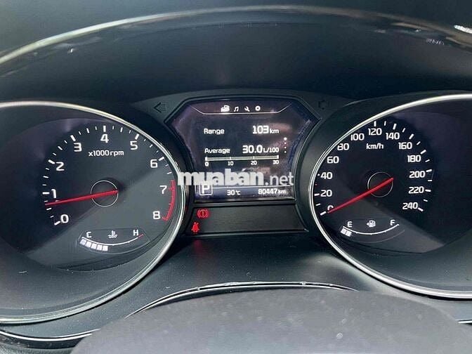 Kia Sedona 2016 3.3L GATH - 80000 km