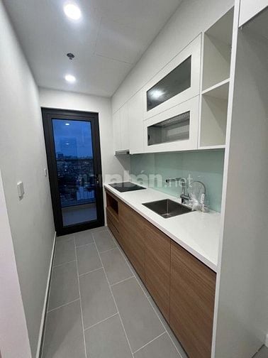 Cho thuê căn hộ khách sạn Studio The Ninety Complex – 90 Đường Láng, Đ