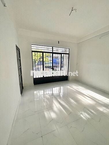 CHO THUÊ NHÀ KINH DOANH 2 TẦNG RỘNG RÃI MẶT TIỀN LÊ HỒNG PHONG