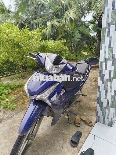 Honda Future Xanh 2000 km