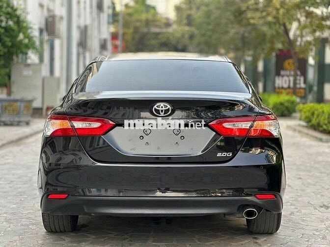 Toyota Camry 2021 2.0G - Siêu lướt 31,000 Km.