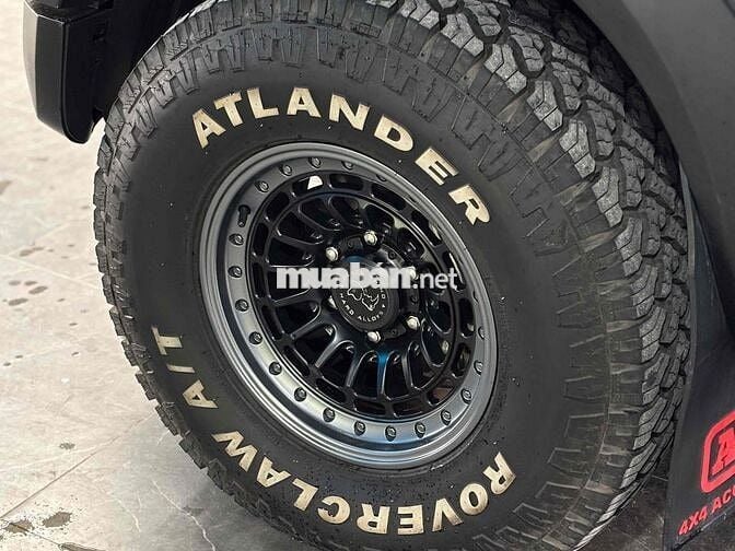 𝐅𝐎𝐑𝐃 𝐑𝐀𝐍𝐆𝐄𝐑 𝐗𝐋𝐒 𝟒𝐱𝟒 𝟐𝟎𝟐𝟑