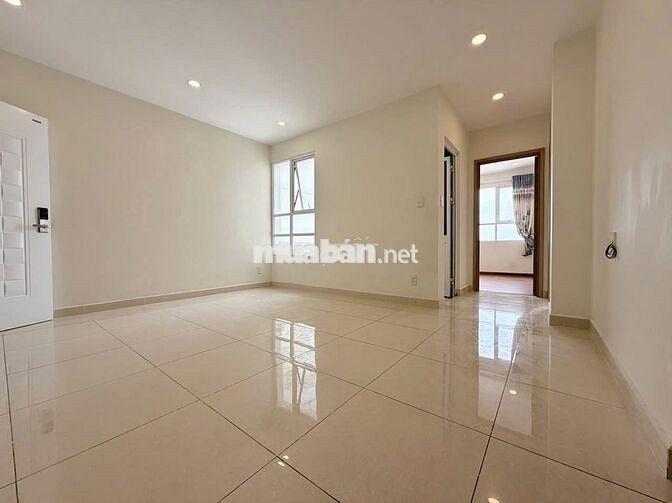 Hạ giá bán gấp căn 62m2 2pn2wc giá 2,4 tỷ nhà trống (bao VAT)