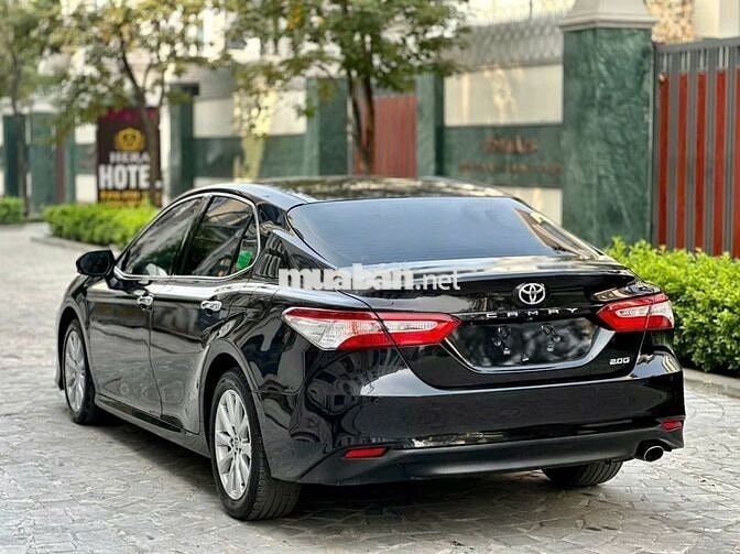 Toyota Camry 2021 2.0G - Siêu lướt 31,000 Km.