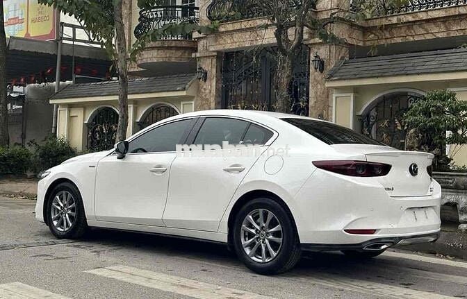 Mazda 3 1.5L Luxury 2020