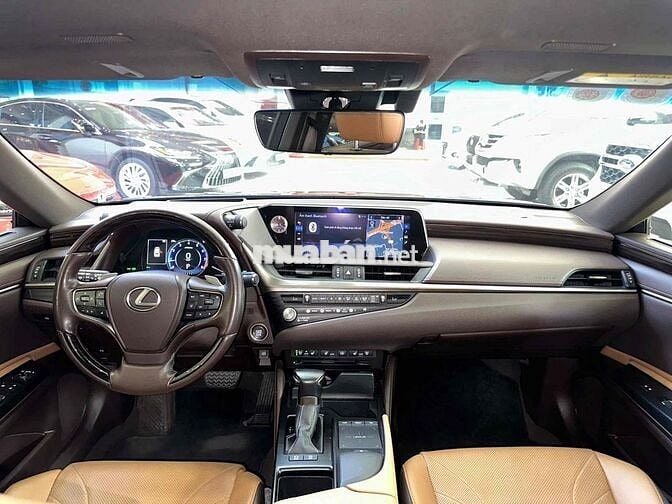 Lexus ES 2021 250 - 85000 km