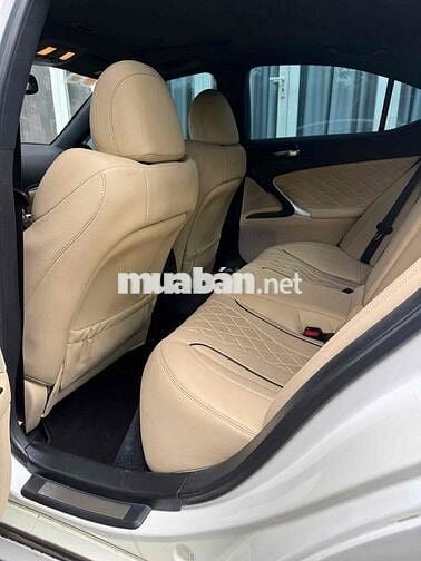 Lexus IS250 2010 Trắng 50000 km