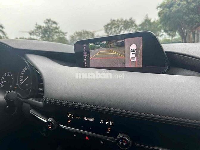 Mazda 3 1.5L Luxury 2020