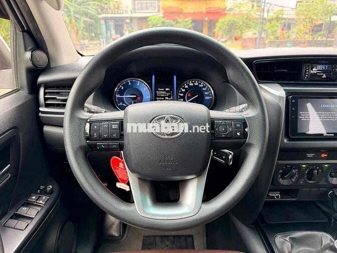 Toyota Fortuner 2022 2.4MT 78.000km