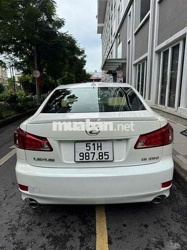 Lexus IS250 2010 Trắng 50000 km