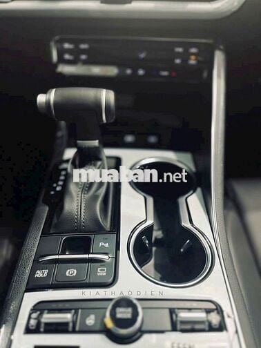 Kia K5 2.0 Premium Vin 2024 mới 100% giảm 85 triệu