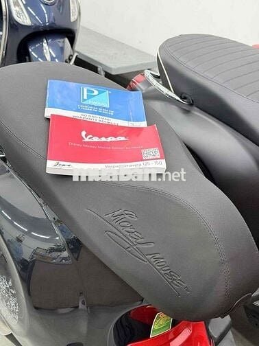 Vespa Primavera Mickey bản giới hạn 2024 2k km