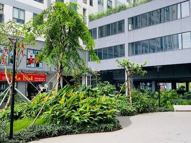 Cho thuê căn hộ 3 phòng ngủ, Sài Gòn Intela, nhà mới đẹp, căn góc!