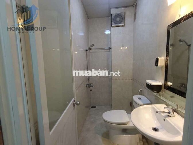 NHÀ 1TRỆT 3LẦU 4X17 4PN 5WC VỊ TRÍ CỰC ĐẸP TRUNG TÂM ĐƯỜNG 8 LINH XUÂN